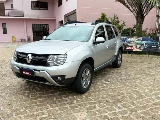 Renault Duster DYNAMIQUE 1.6 CVT