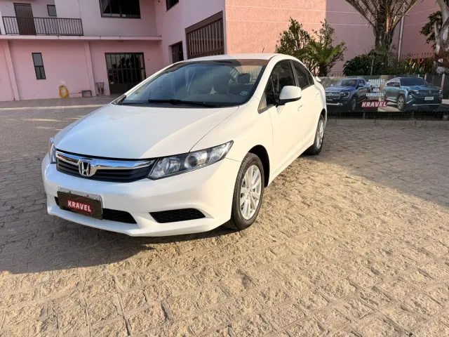 Honda Civic LXS 1.8 MT
