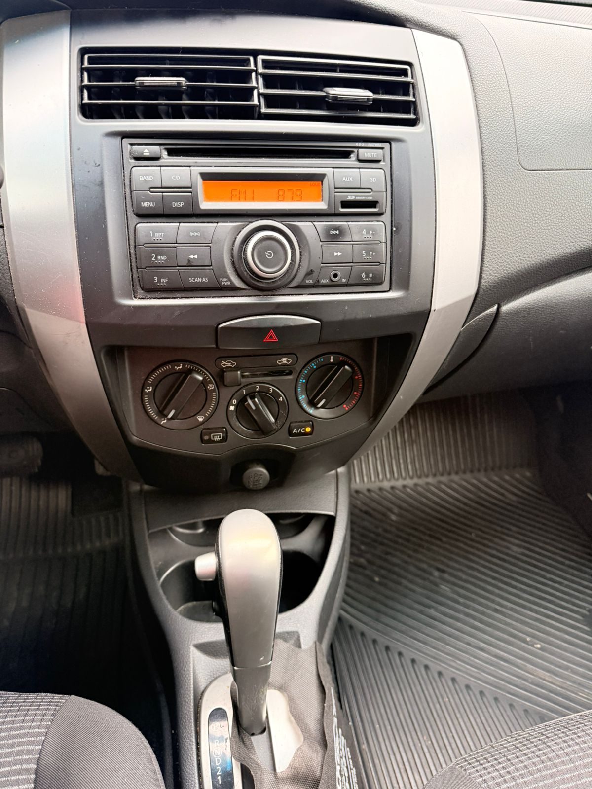 Nissan Livina 1.8 AT S 1.8 AT - foto 14