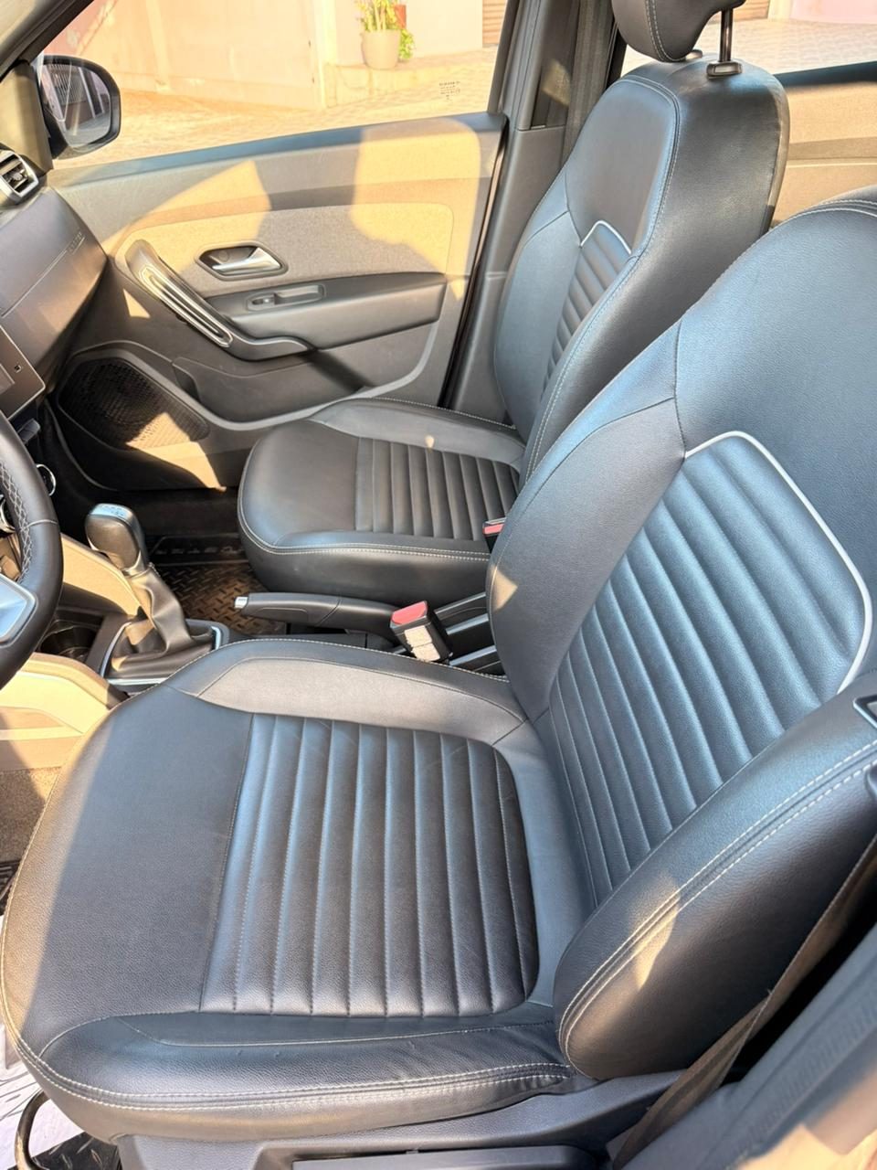 Renault Duster ICONIC 1.6 CVT - foto 6