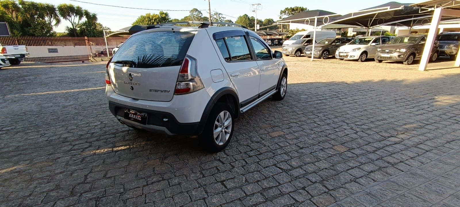 Renault Sandero STEPWAY 1.6 AT - foto 8