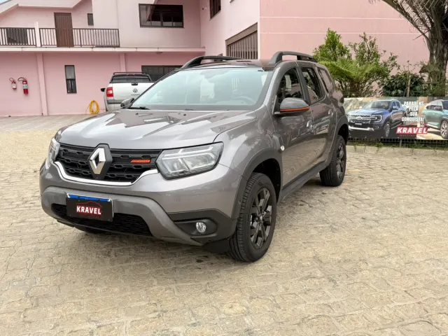 Renault Duster ICONIC PLUS 1.3 TURBO C/ KIT OUTSIDER