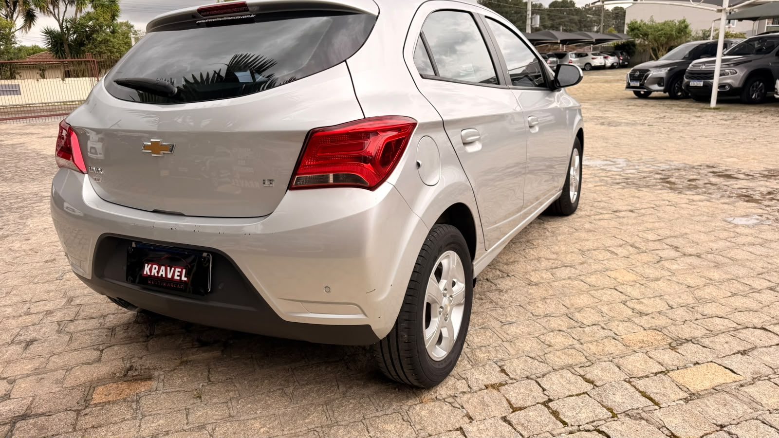 Chevrolet Onix LT 1.4 AT - foto 3