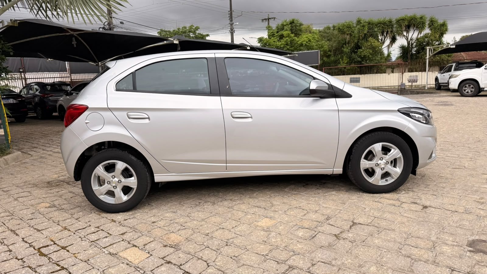 Chevrolet Onix LT 1.4 AT - foto 17